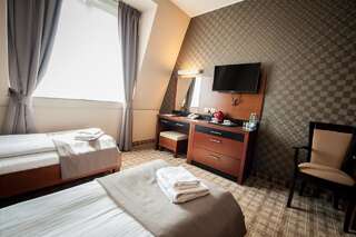 Отель Hotel Rudnik Грудзёндз Двухместный номер с 2 отдельными кроватями-2